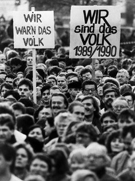 Demonstration in der DDR 1990