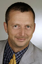 Portraitfoto Dieter Stier