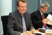 Abg. Martin Dörmann, stellv. Vorsitzender, leitet die Anhörung zum Außenwirtschaftsrecht am 10.12.2012