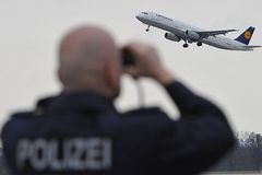 Bundespolizei auf Flughafen