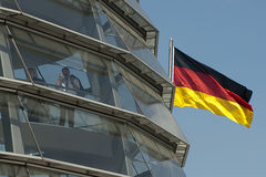 Fahne auf Reichstagsgebäude
