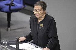 Simone Veil, Klick vergrößert Bild