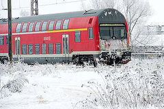 Zug im Schnee