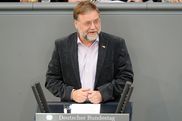 Gustav Herzog ist für die SPD-Fraktion Berichterstatter für die Binnenschifffahrt.
