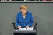 Angela Merkel im Plenum