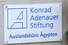 Konrad-Adenauer-Stiftung (KAS) in Kairo vor dem Gebäude der Stiftung