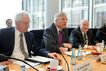 Dr. Christoph Franz (mitte), Vorst.-vors. der Deutschen Lufthansa AG, und Wolfgang Prock-Schauer (li), Vorst.-vors. der Air Berlin PLC und Co. Luftverkehrs AG, zu Gast im Ausschuss am 24.04.2013.jpg