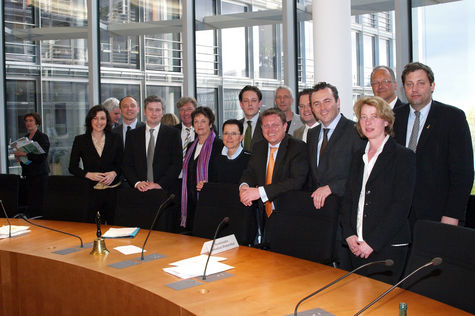 Konstituierende Sitzung am 21. April 2010 