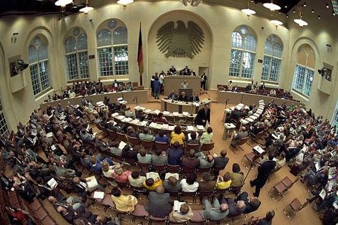 Blick in den Plenarsaal in Bonn  1992.