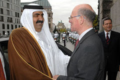 Emir des Staates Katar, Scheich Hamad bin Khalifa Al-Thani und Lammert