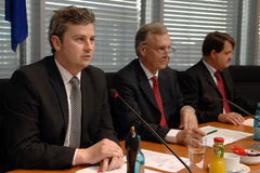 Öffentliche  Anhörung des Unterausschusses Neue Medien: Ausschussvorsitzender Sebastian Blumenthal, FDP, (v.li.), Jörg Ziercke und Christian Hoppe vom BKA