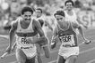 Staffellauf in Moskau 1985: links Harald Schmid (Bundesrepublik), rechts Mathias Schersing (DDR)