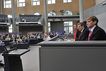 Am Montag, 11. Juni, leitete Vizepräsident Eduard Oswald (CDU/CSU) die erste Plenarsitzung mit der Lesung der Gesetzenwürfe. 