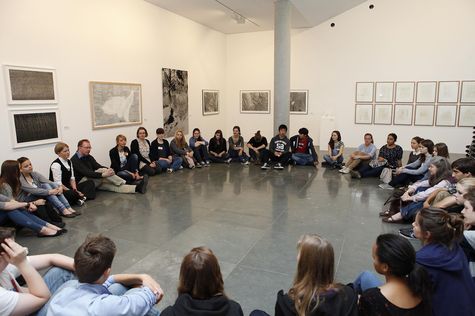 Kunst-Workshop zur Ausstellung 'Neue Linien' mit Matthias Beckmann und Schülern der Hildegard-Wegscheider-Oberschule, Berlin