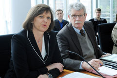 Ilse Aigner und der Vorsitzende Hans-Michael Goldmann