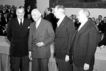 Adenauer und die Außenminister der drei Mächte im Gespräch