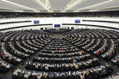 Panoramaufnahme des Plenums des EU-Parlaments