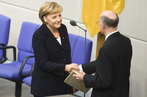 Vereidigung der Bundeskanzlerin Angela Merkel durch Bundestagspräsident Norbert Lammert