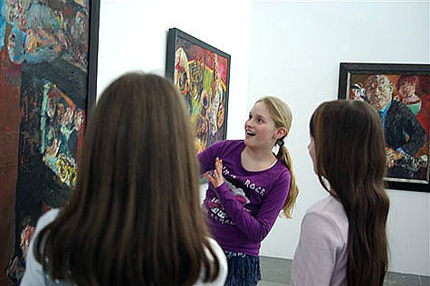 Workshop  'Zeitsprünge - Eine künstlerische Reise in Bernhard Heisigs Bildwelten'