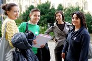 Vier IPS-Stipendiaten beim ersten Zusammentreffen in der Humboldt-Universität in Berlin am 3. März 2014