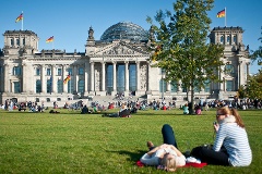 Die nächste Sitzung des Plenums beginnt am Mittwoch, 5. Juni, 13 Uhr.