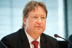 Joachim Spatz (FDP) eröffnete die Sitzung des Unterausschusses.
