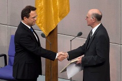 Der neue Innenminister Dr. Hans-Peter Friedrich (CSU) bei der Vereidigung