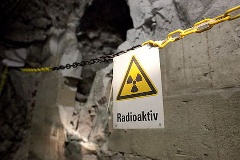 Asse: Schild mit der Aufschrift 'Radioaktiv'