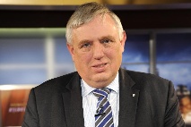 Karl-Josef Laumann (CDU), Pflegebevollmächtigter der Bundesregierung,