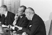 Bundeskanzler Kurt Georg Kiesinger und Außenminister Willy Brandt (r.) während einer Sitzung des Bundeskabinetts im Jahr 1969