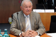 Günther Beckstein