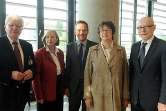 Heinrich Oberreuter, Ursula Männle, Michael Roth, Brigitte Zypries, Udo di Fabio