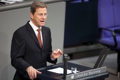 Außenminister Guido Westerwelle eröffnete die Debatte.