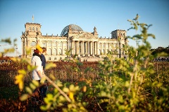 Reichstagsgebäude im Herbst