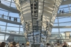 Besucher im Reichstagsgebäude