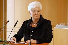 Bundestagsvizepräsidentin Gerda Hasselfeldt