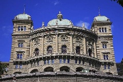 Das schweizer Parlament lädt ein.