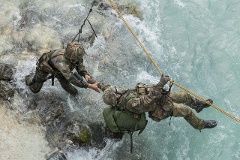 Soldaten des Gebirgsjaegerbataillon 233