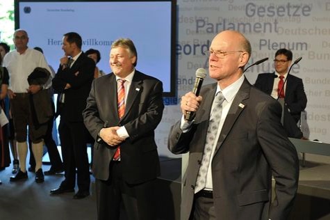 Martin Burkert (SPD) und Norbert Lammert