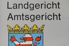 Die Handelsregister werden bei den Amtsgerichten geführt.