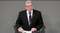 Video Gauck: Keine deutsche Identität ohne Auschwitz