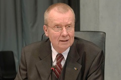Ruprecht Polenz, Vorsitzender des Auswärtigen Ausschusses