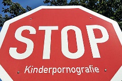 Stop-Schild Kinderpornografie