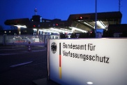 Die Bundesamt für Verfassungsschutz soll die Arbeit der Verfassungsschutzbehörden koordinieren.