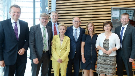 Martin Dörmann, Siegmund Ehrmann, Ulrich Petzold, Iwona Elżbieta Śledzińska-Katarasińska, Jerzy Fedorowicz, Yvonne Magwas, Ute Bertram, Burkhard Blienert 