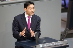 Bundesminister Rösler spricht zum Thema Handwerk