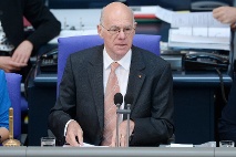 Norbert Lammert während der Eröffnung der Sitzung