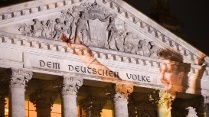 Video Jubiläumsfeier vor dem Reichstagsgebäude