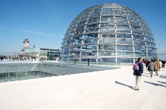 Dachtterrasse mit Reichstagskuppel