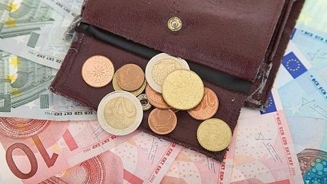 Brieftasche und Geld